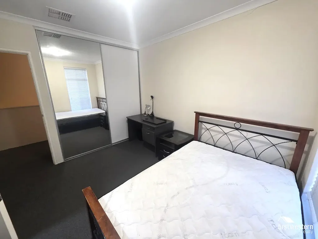 SHARED PROPERTY -  Student accommodation