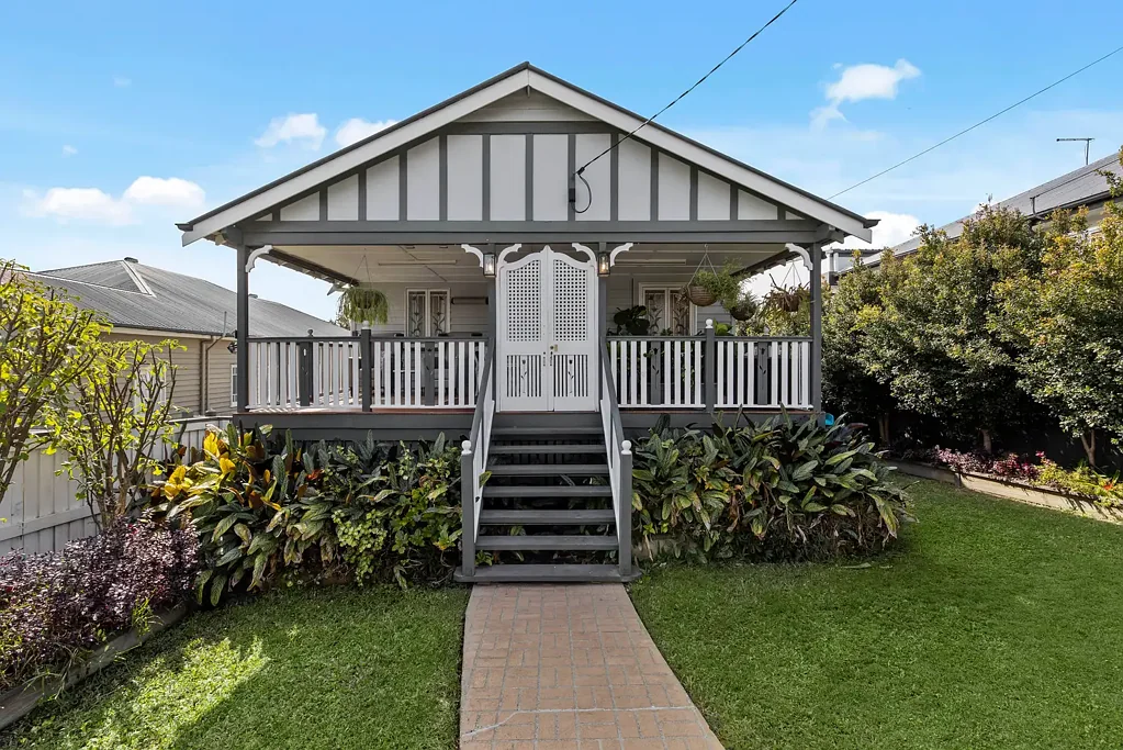 138 Macrossan Avenue, Norman Park, QLD 4170