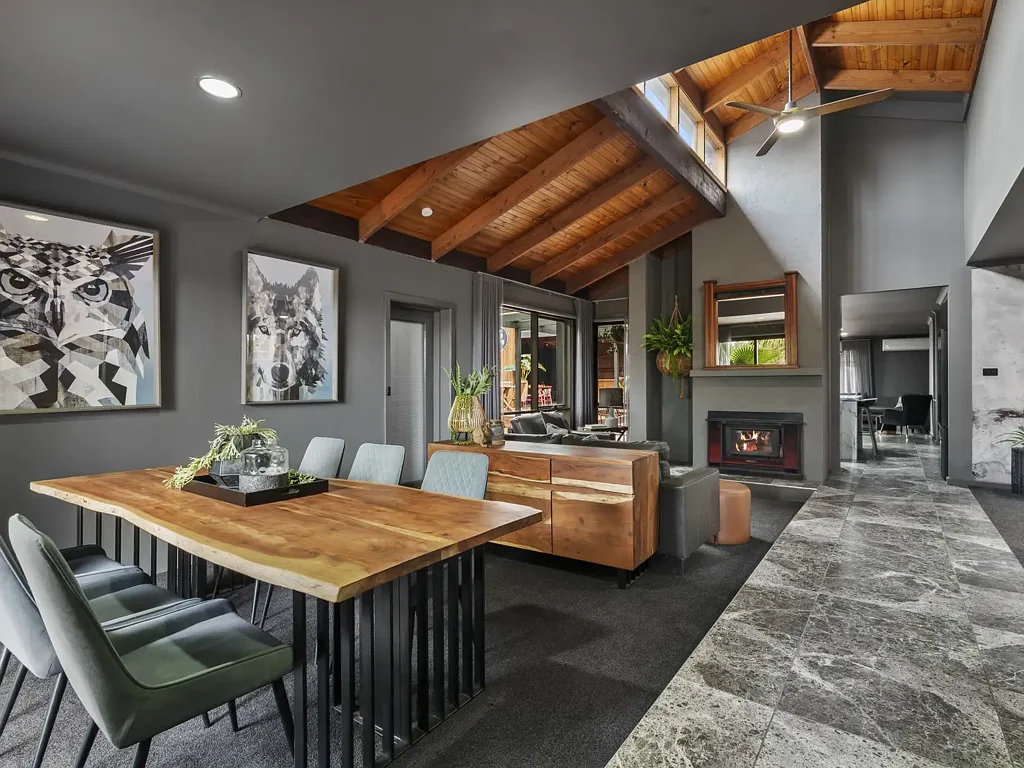 Yarrawonga 4Kwarto Bespoke Design meets Lakeside Living