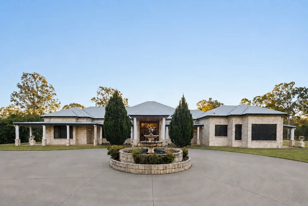 Mundoolun 7غرفة نوم Premier Equestrian Estate Across 50 Pristine Acres