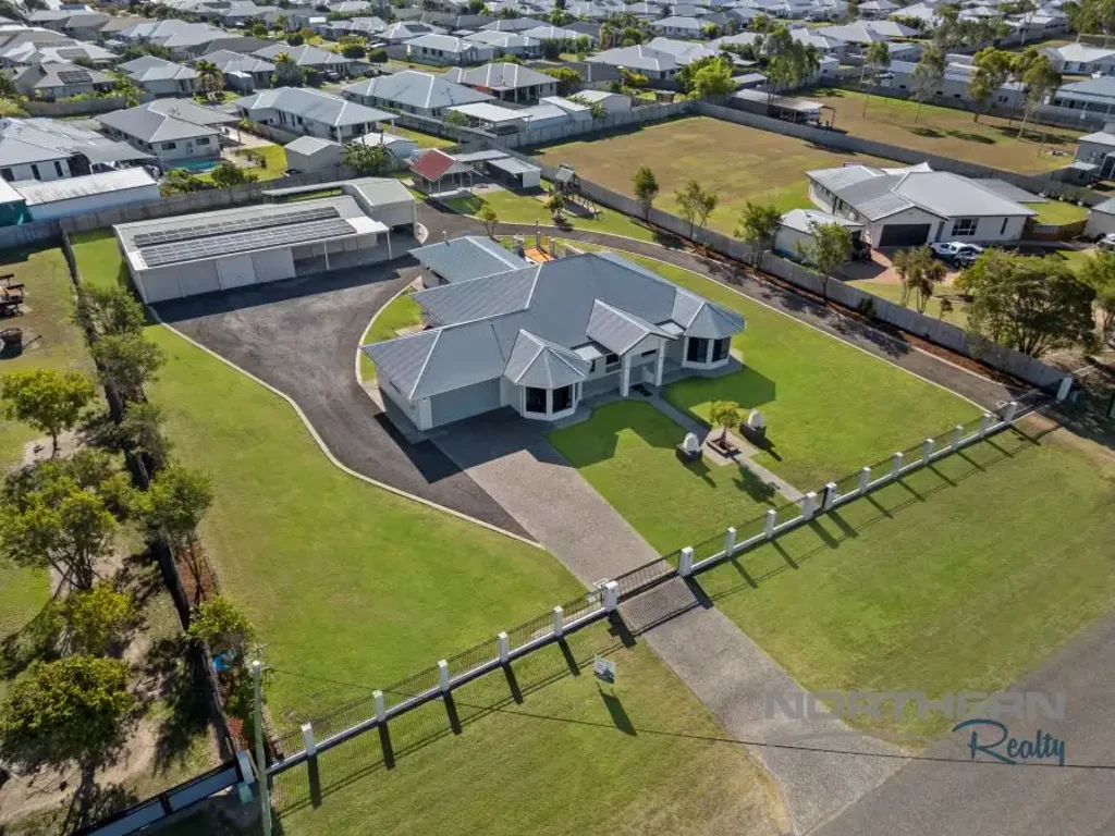 3 Mowbray Court, Mount Low, QLD 4818