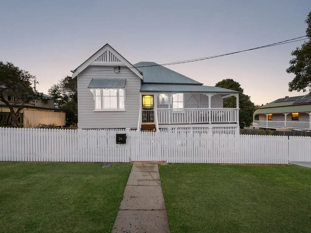 24 Canning Street, North Ipswich, QLD 4305