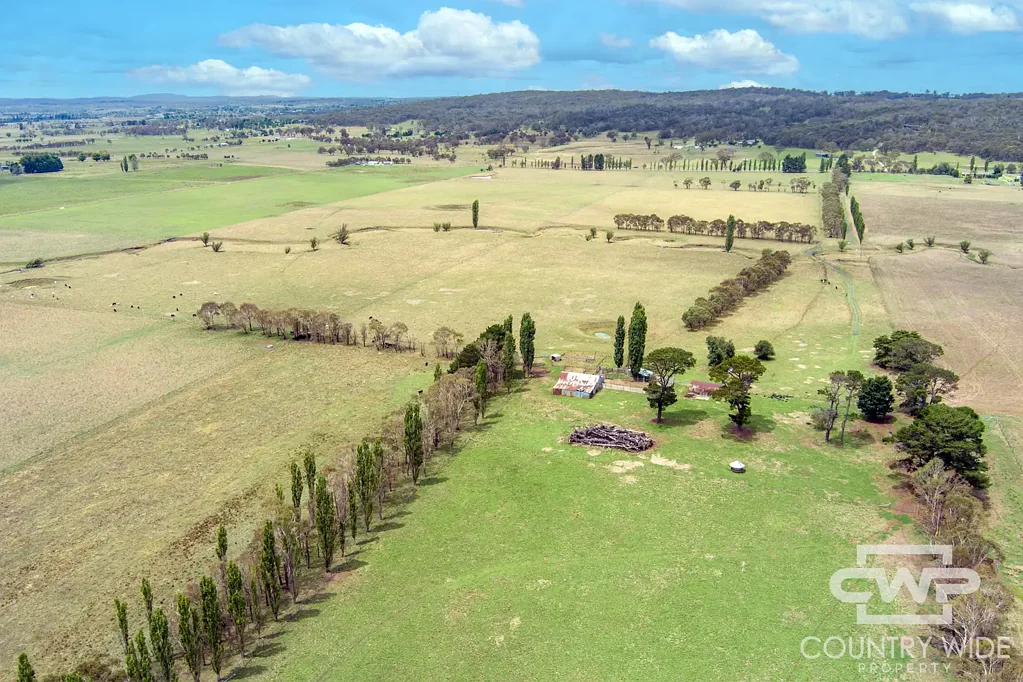 Glen Innes Premium Basalt Country With Creek Frontage Only 5 Minutes to Town