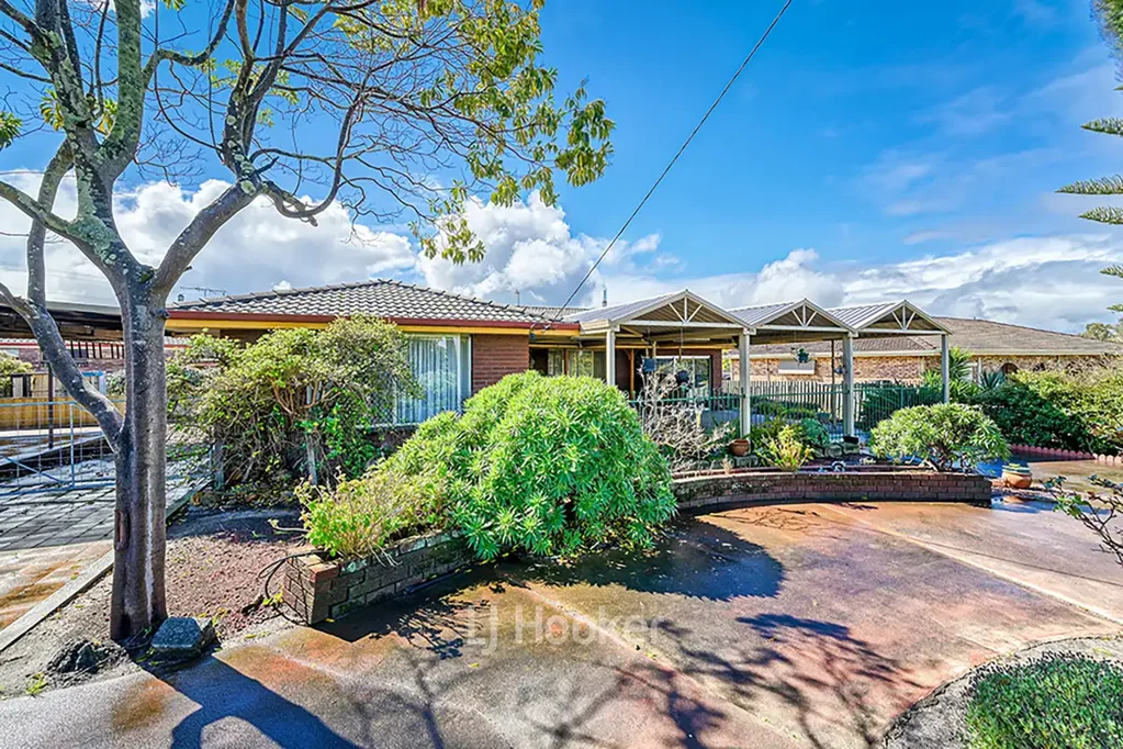 22 Deakin Street, Collie, WA 6225