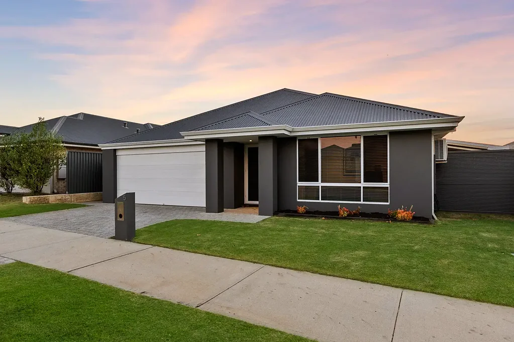 Baldivis 4침실 Under Contract by Nola Tully