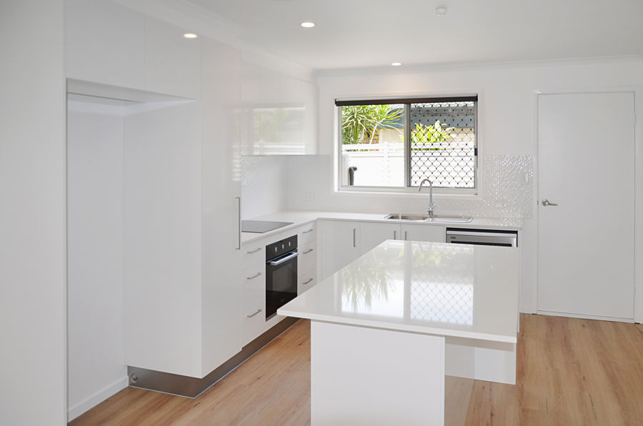 UNIT 4 2-4 BAHLAKA ST, MOOLOOLABA QLD 4557, 0房, 0浴, Unit