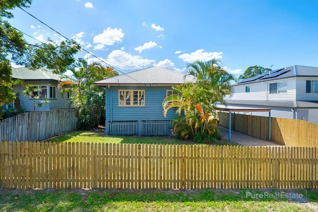 Stafford 3Kwarto Renovate or Detonate – 607sqm with 15.1m Frontage in Prime Stafford Pocket