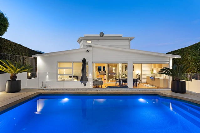 66 Churchill Road, Murrays Bay, North Shore City