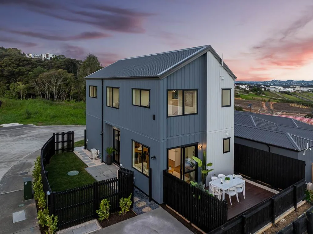 Orewa 3 Bedroom Designed to Stand Out. Positioned for the View.