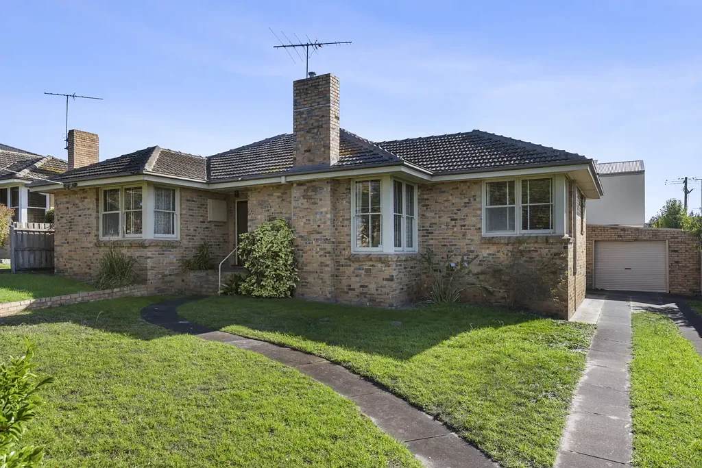 2B Norman Court, Highton, VIC 3216