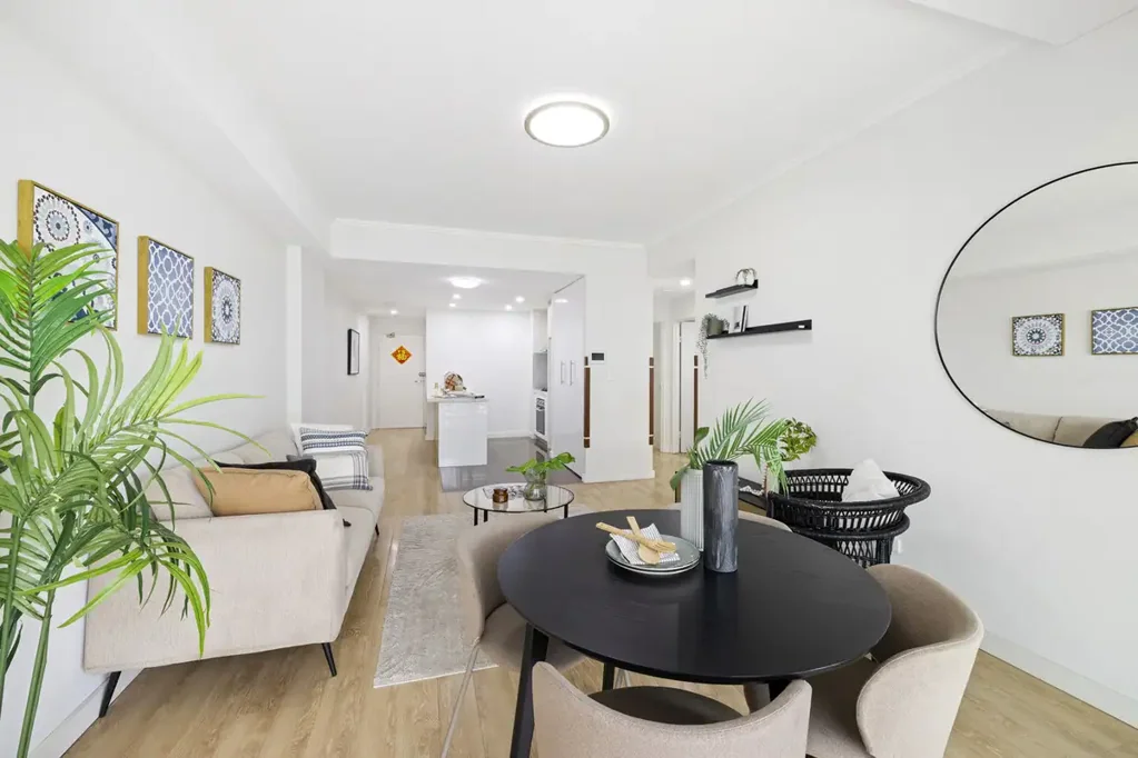 Enfield 2ห้องนอน Modern Apartment with Spacious Balcony