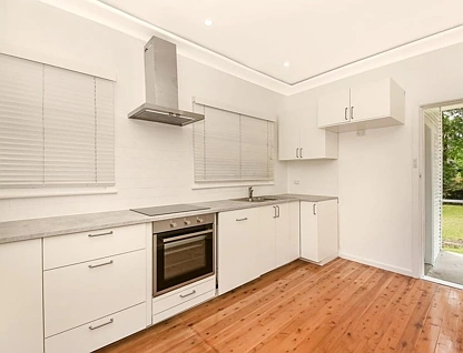 18 Stewart Avenue, Hornsby, Upper North Shore, 3房, 1浴, House