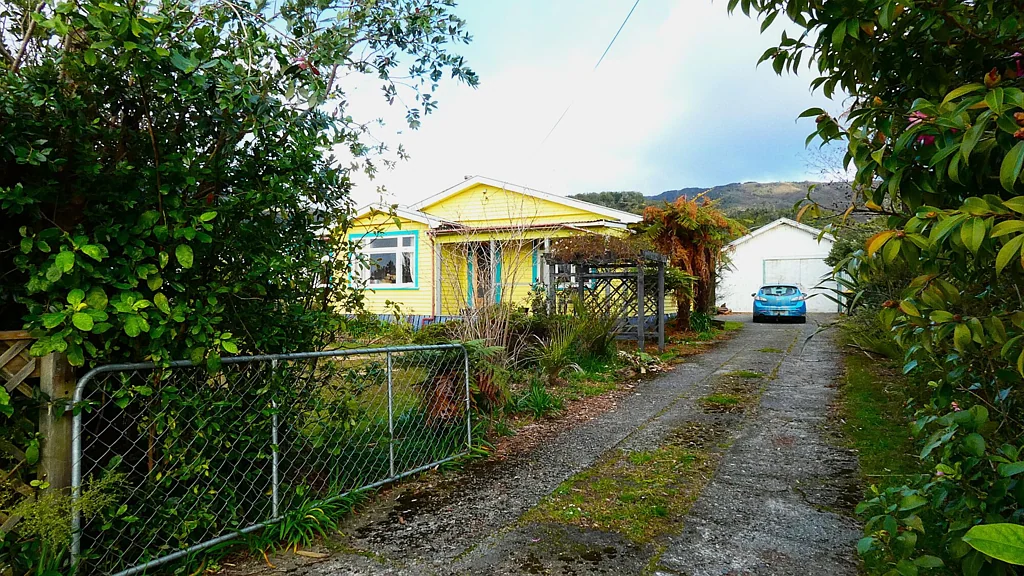 Waimangaroa 3 Slaapkamer Character home in Waimangaroa