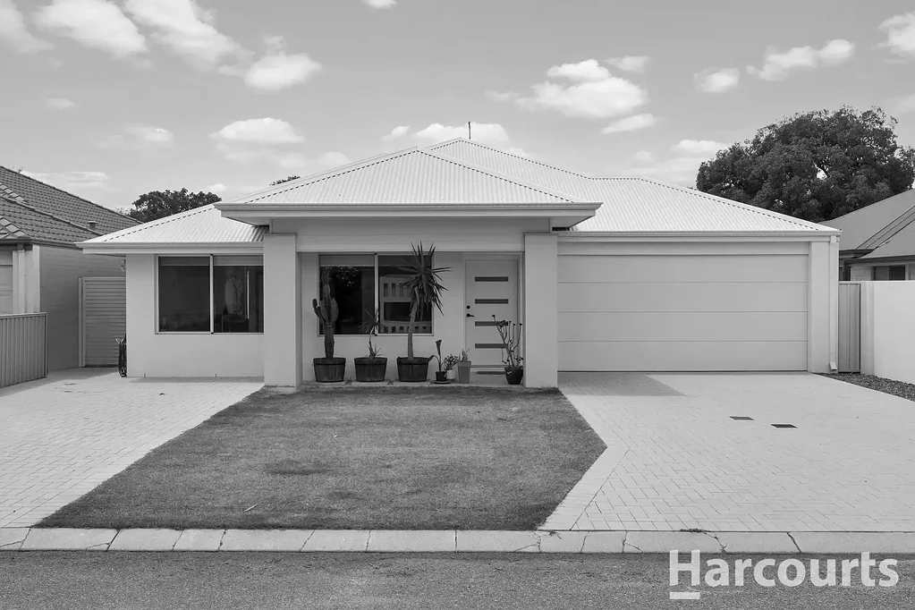 11 Honeydew Trail, Wannanup, WA 6210