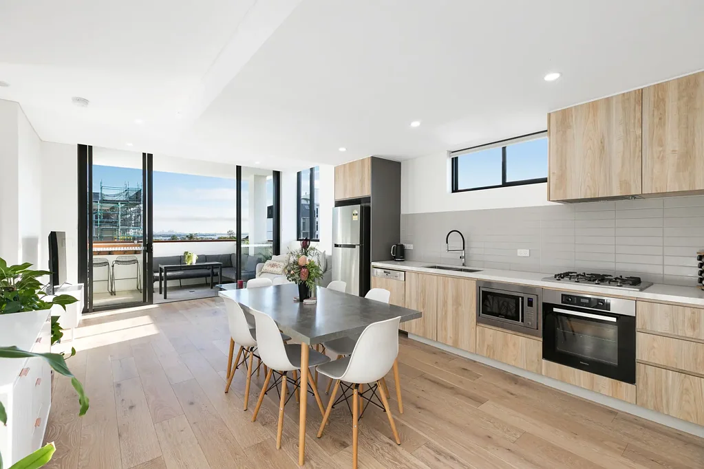 305/7 Hinkler Avenue, Caringbah, NSW 2229