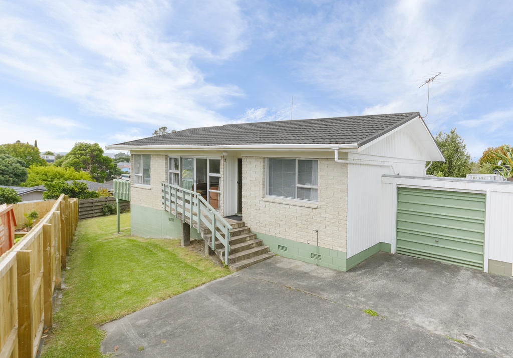 2/25 Tanoa Place, Glendene, Auckland - Waitakere, 3 ห้องนอน, 0 ห้องน้ำ