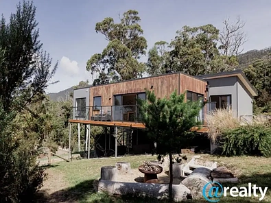 Eaglehawk Neck 3房 Contemporary Coastal Living with Breathtaking Pirates Bay Views