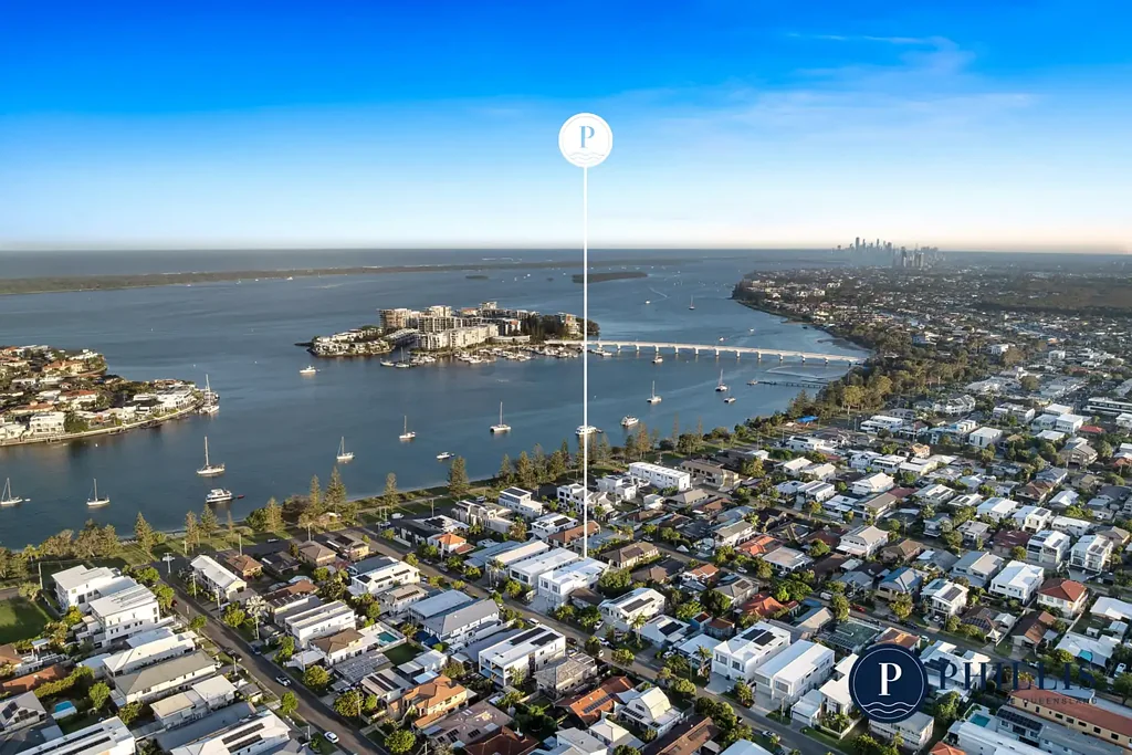 10B Mallard Avenue, Paradise Point, QLD 4216