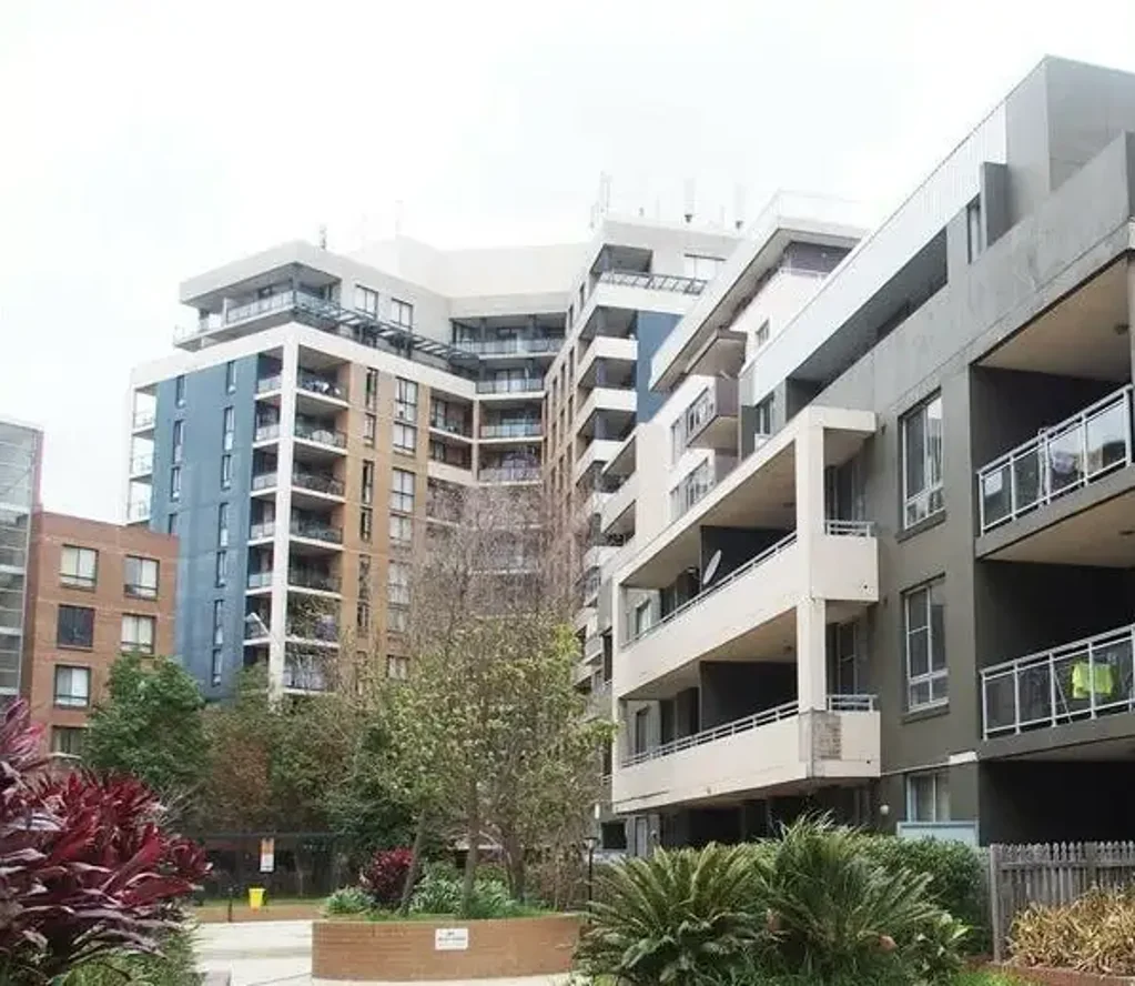 Spacious 3-Bedroom Apartment with Large Balcony in the Heart of Auburn