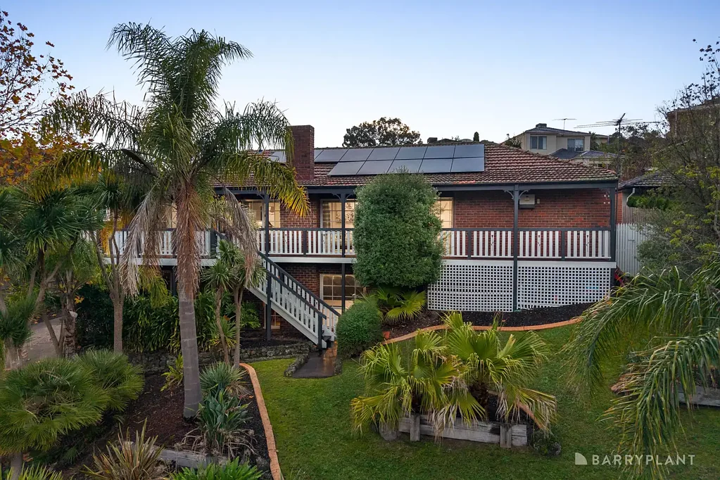 Doncaster East 4कमरा Expansive Family Living on 955 m²