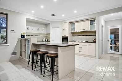 16 Da Vinci Drive, Tapping, WA 6065, 5房, 2浴, House