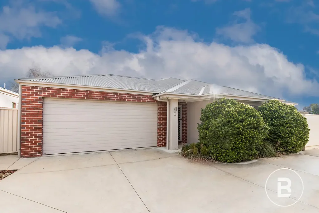 3/131 Larter Street, Canadian, VIC 3350