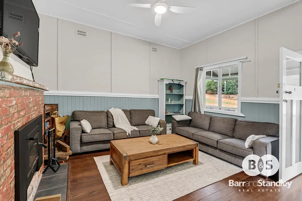 Dingup 2Zimmer Escape to the Country – Furnished Cottage Living on 74 Acres