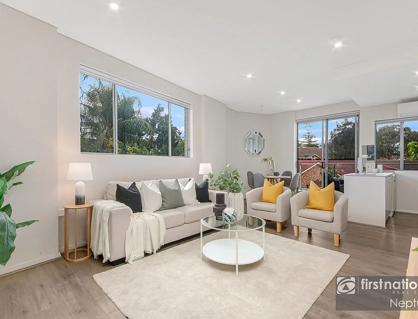 9/4-6 Linden Street, Toongabbie, Western Suburbs, 2 Kuwarto, 1 Banyo, Apartment