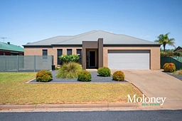 6 Eyre Street, Rutherglen