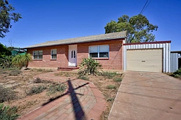 125 McDouall Stuart Avenue, Whyalla Stuart