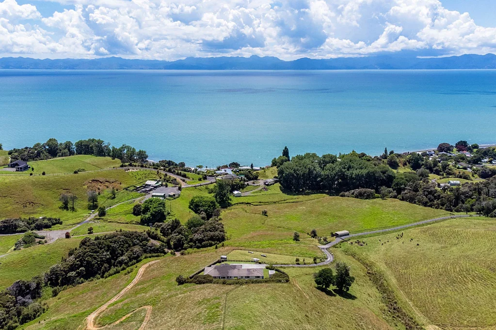 Whakatiwai 4Zimmer Fabulous Coastal Home or Holiday Retreat!