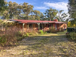 36 GREVILLEA ROAD, Dereel