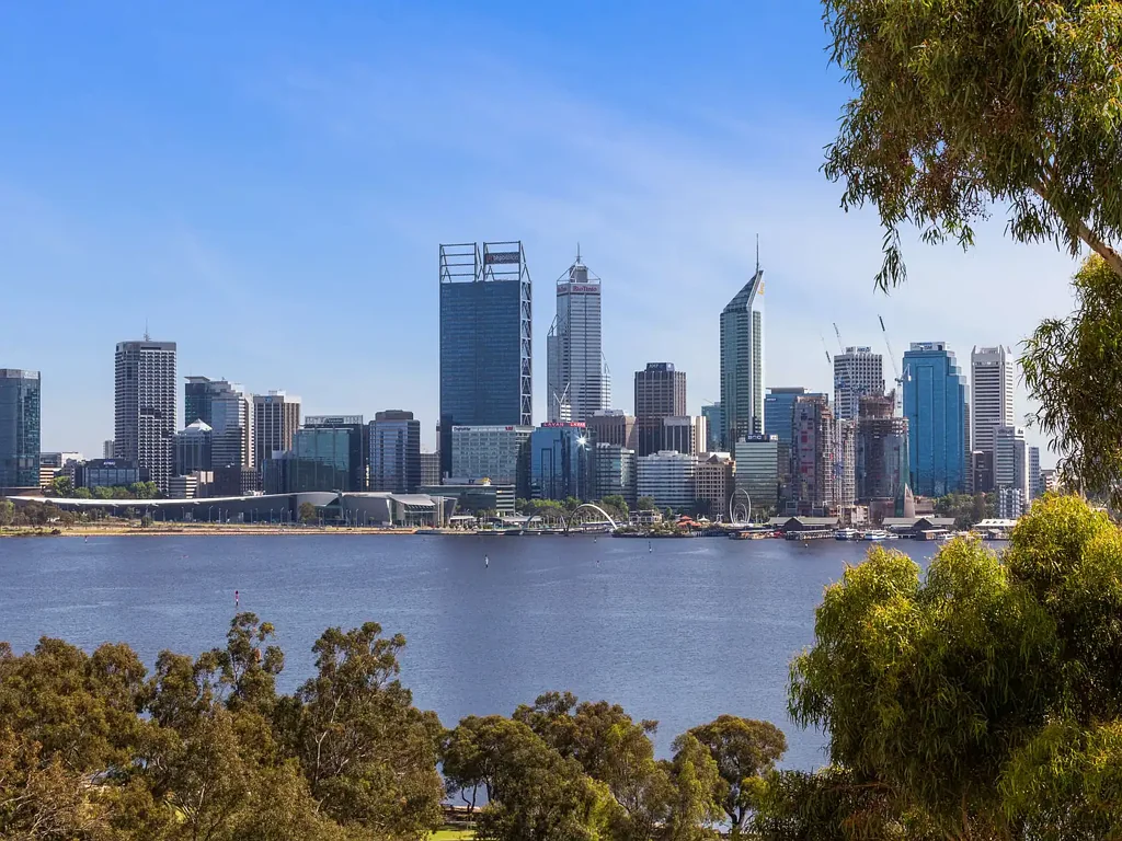 South Perth 2房  Panoramic river & city views - rare direct riverside access