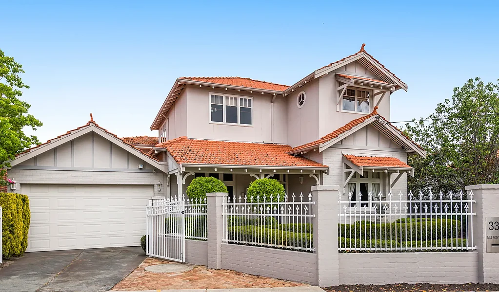 South Perth 7房  Rare Size. Real Value. Real Close to the City and River.