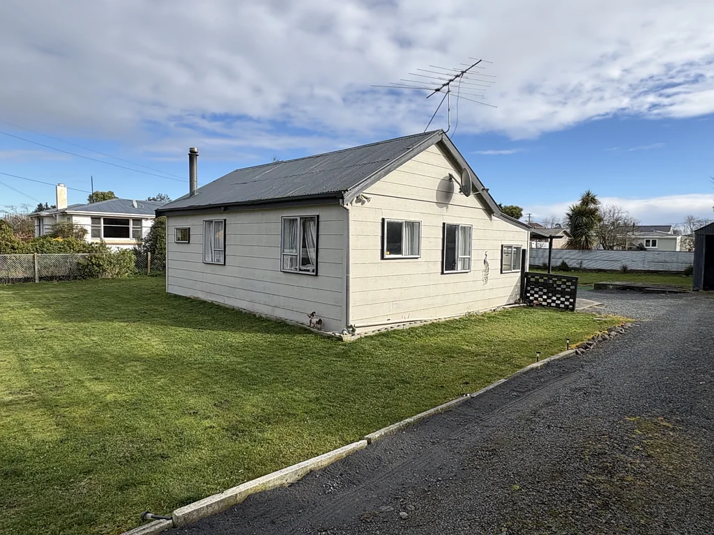 Milton 2Zimmer Great first home or investment