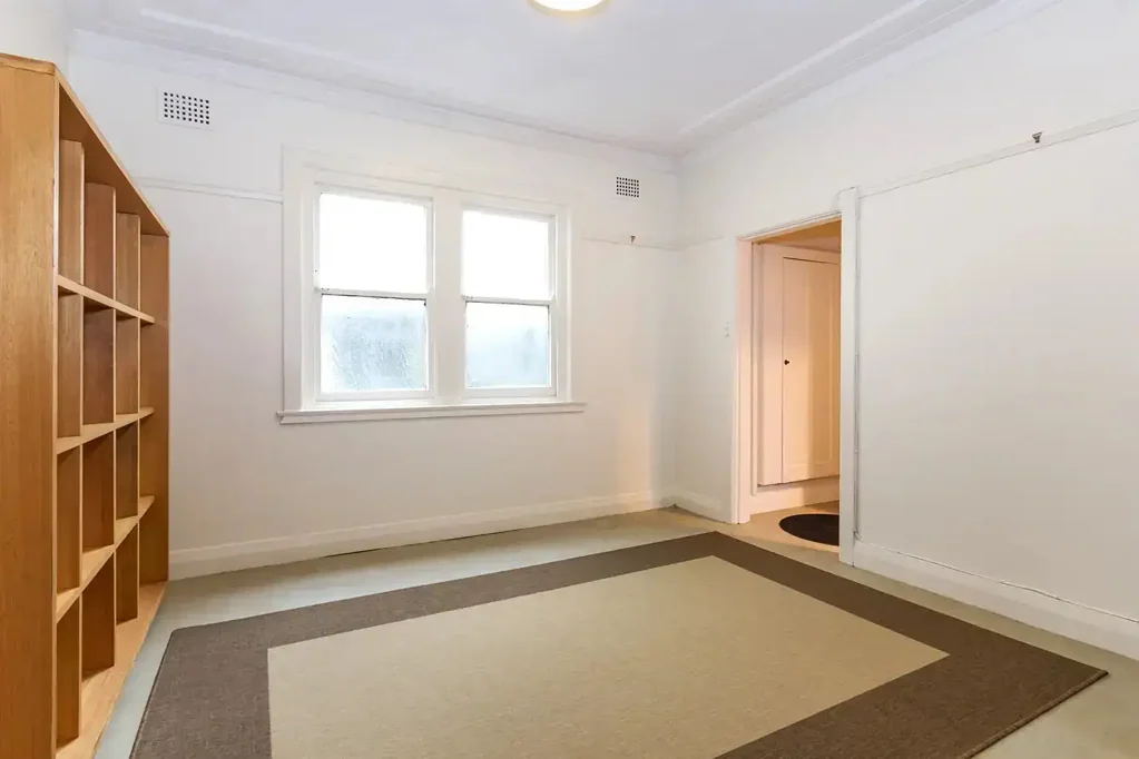 1 Bedroom + Study in Vibrant Area - 6 or 12 month lease | Unfurnished