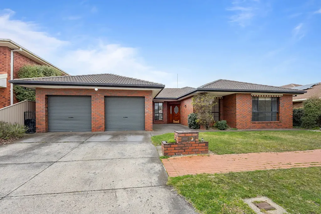 Large Family Home with Shedding in Alfredton
