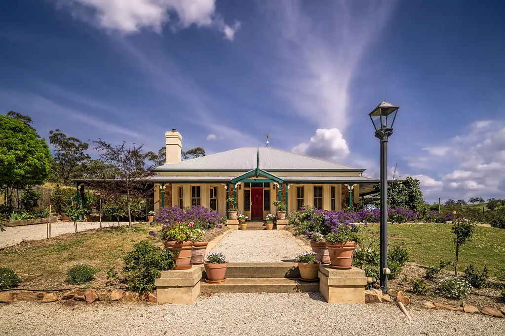 Watervale 10ਬੈੱਡਰੂਮ 'Battunga Homestead'; Where Country Life, Creative Escape And Hospitality Share 86 Magical Acres.