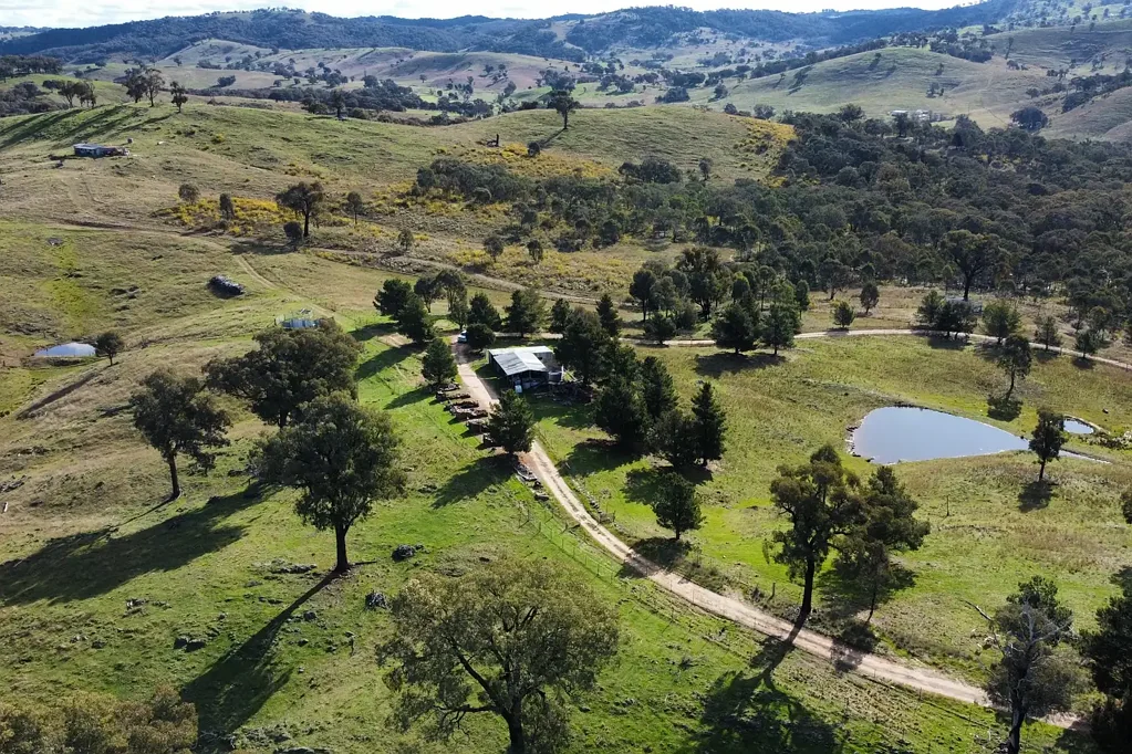 Taylors Flat  101ACRES* - WEEKENDER – POWER – BUILDING ENT - CREEKFRONTAGE !
