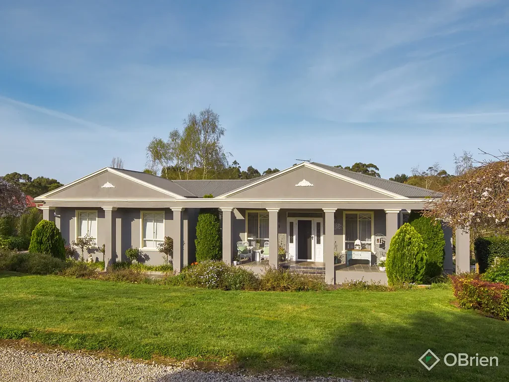 Drouin 4침실 Luxurious Lifestyle Property Featuring Class and Elegance Throughout