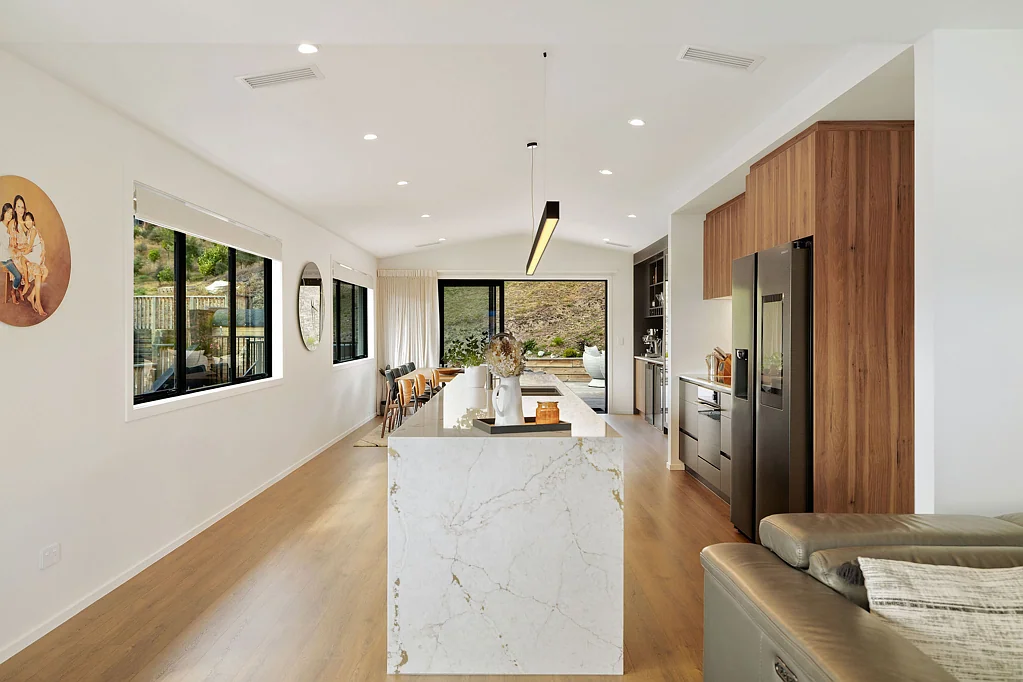 Jacks Point 5 Slaapkamer Packed with Extras, Priced to Impress