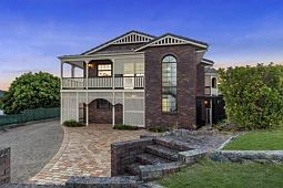 151 Camelia Avenue, Everton Hills