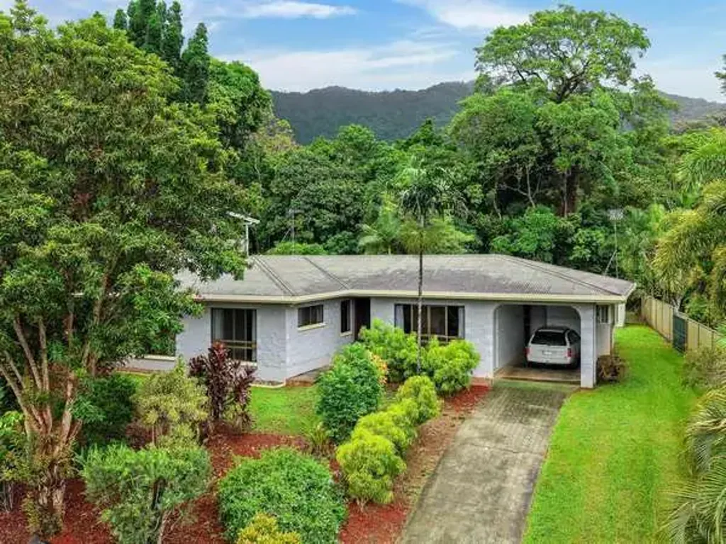 6 Falcon Street, Bayview Heights, QLD 4868