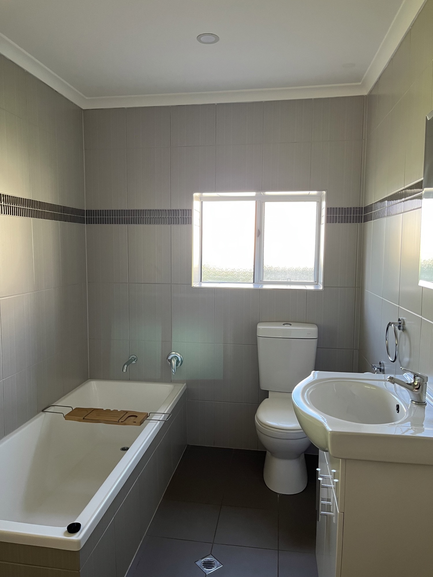 9 BARSON ST, WHYALLA SA 5600, 0房, 0浴, House