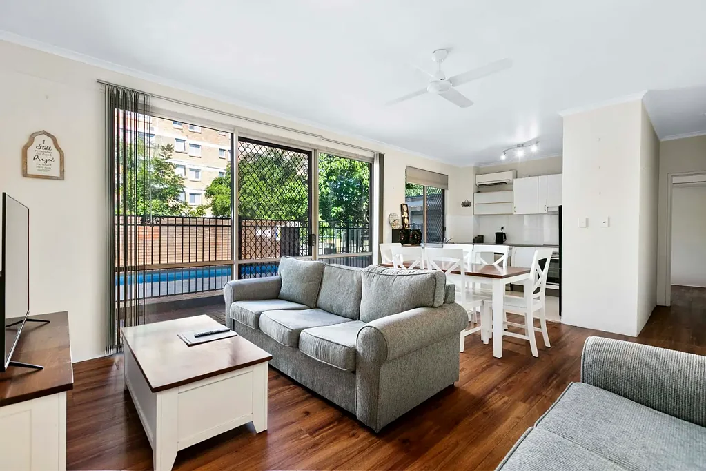 Torquay 1Phòng ngủ Convenient Lowset Unit Living