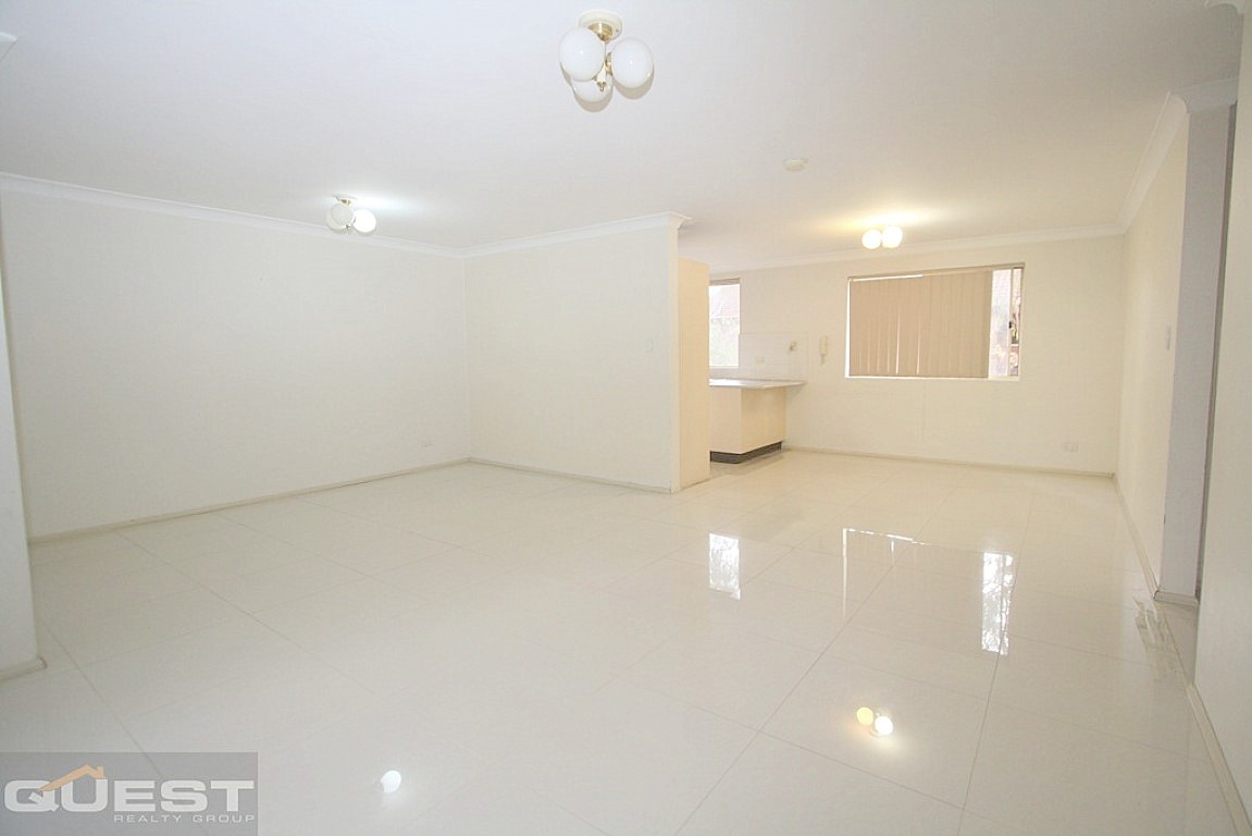 UNIT 13 122-126 MEREDITH ST, BANKSTOWN NSW 2200, 0 chambres, 0 salles de bain, Unit