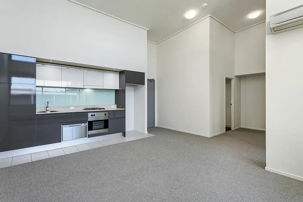 Renovated, modern and sunny apartment