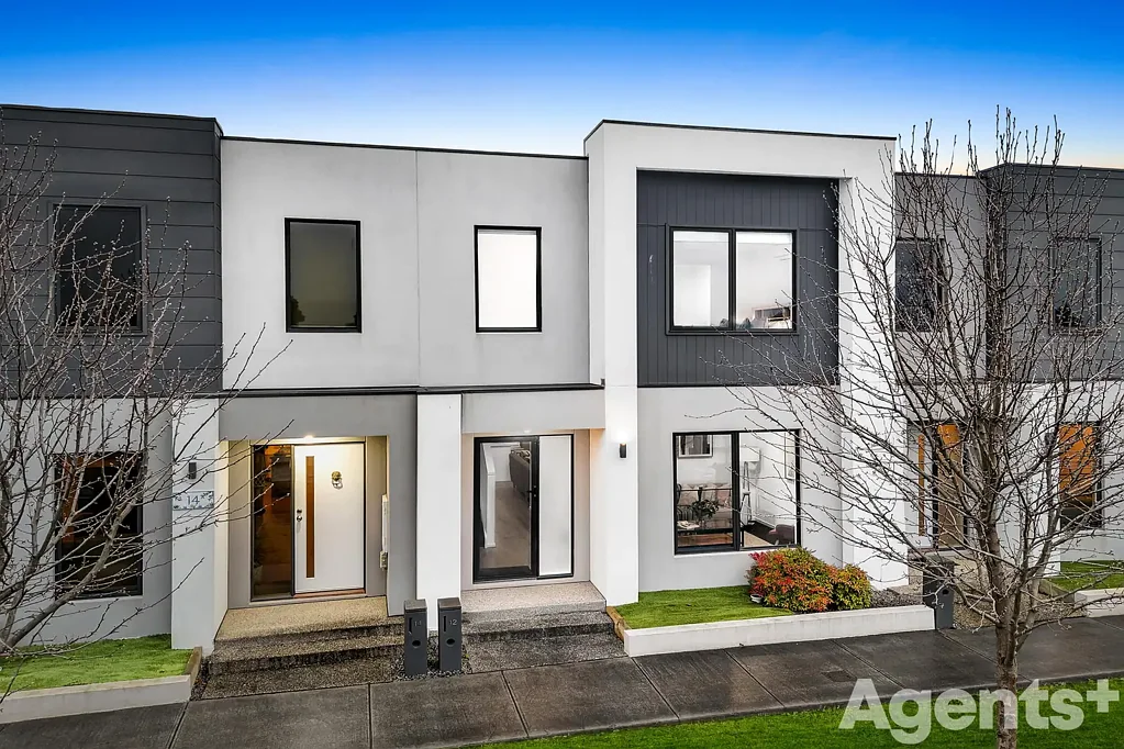 12 Supplejack Walk, Cranbourne North, VIC 3977