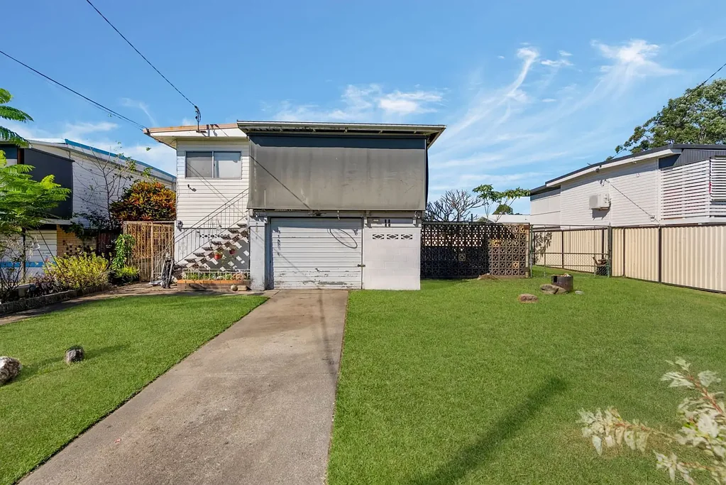 11 Horton Street, Kingston, QLD 4114