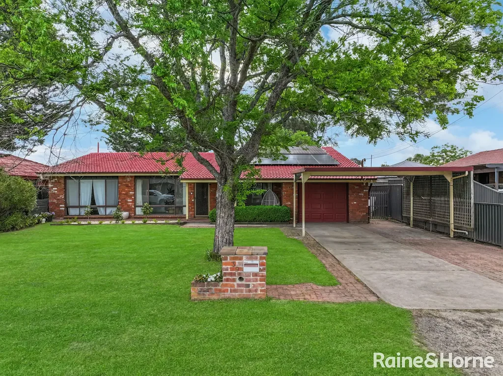 39 Hamilton Street, Eglinton, NSW 2795